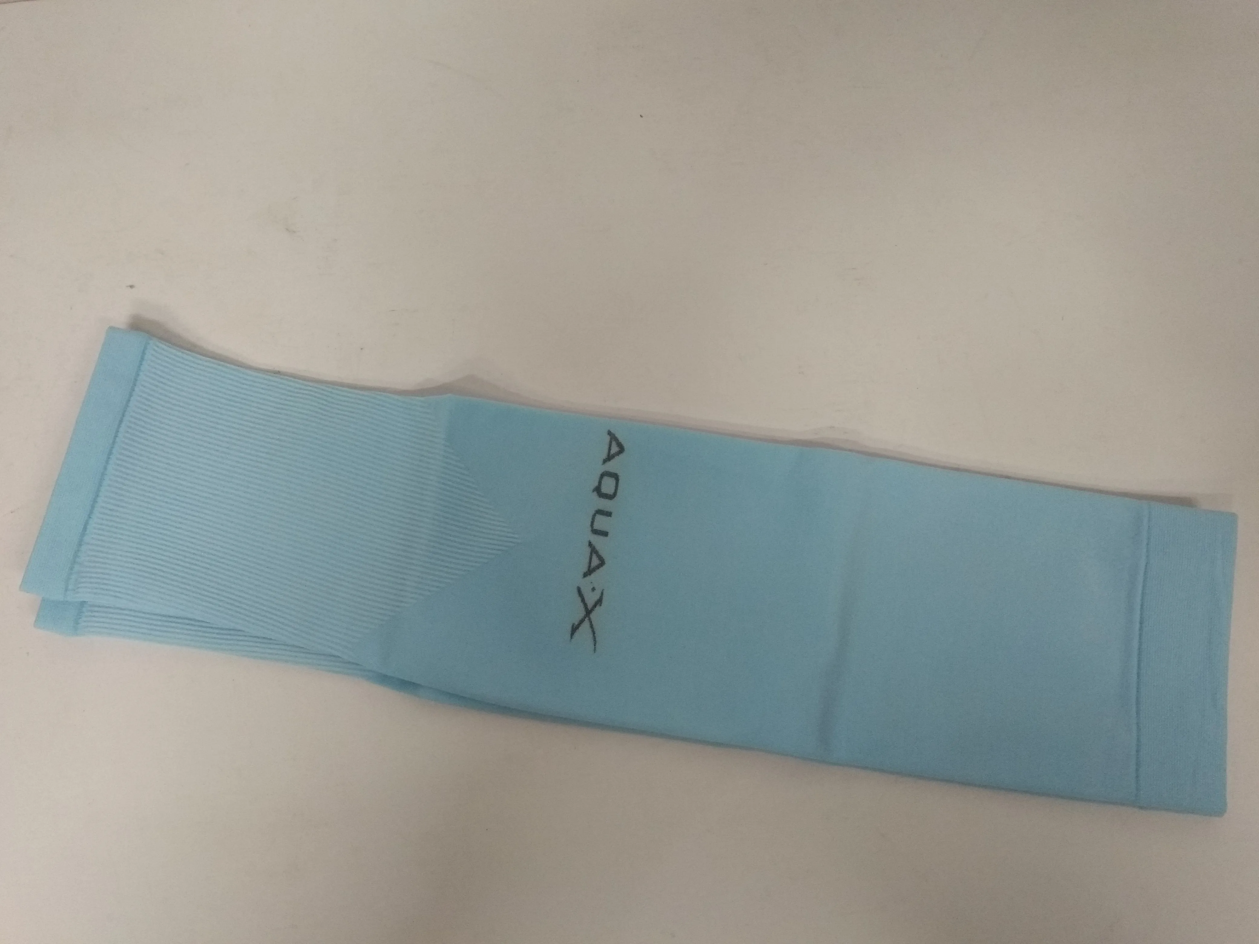 Aqua X Arm Socks