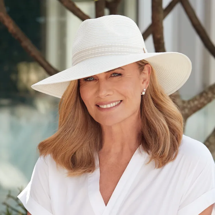 Canopy Bay by Deborah Hutton Whitehaven Fedora - Ivory