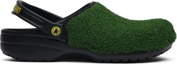 Chinatown Market x Clog Grass Turf Sneakers, Green