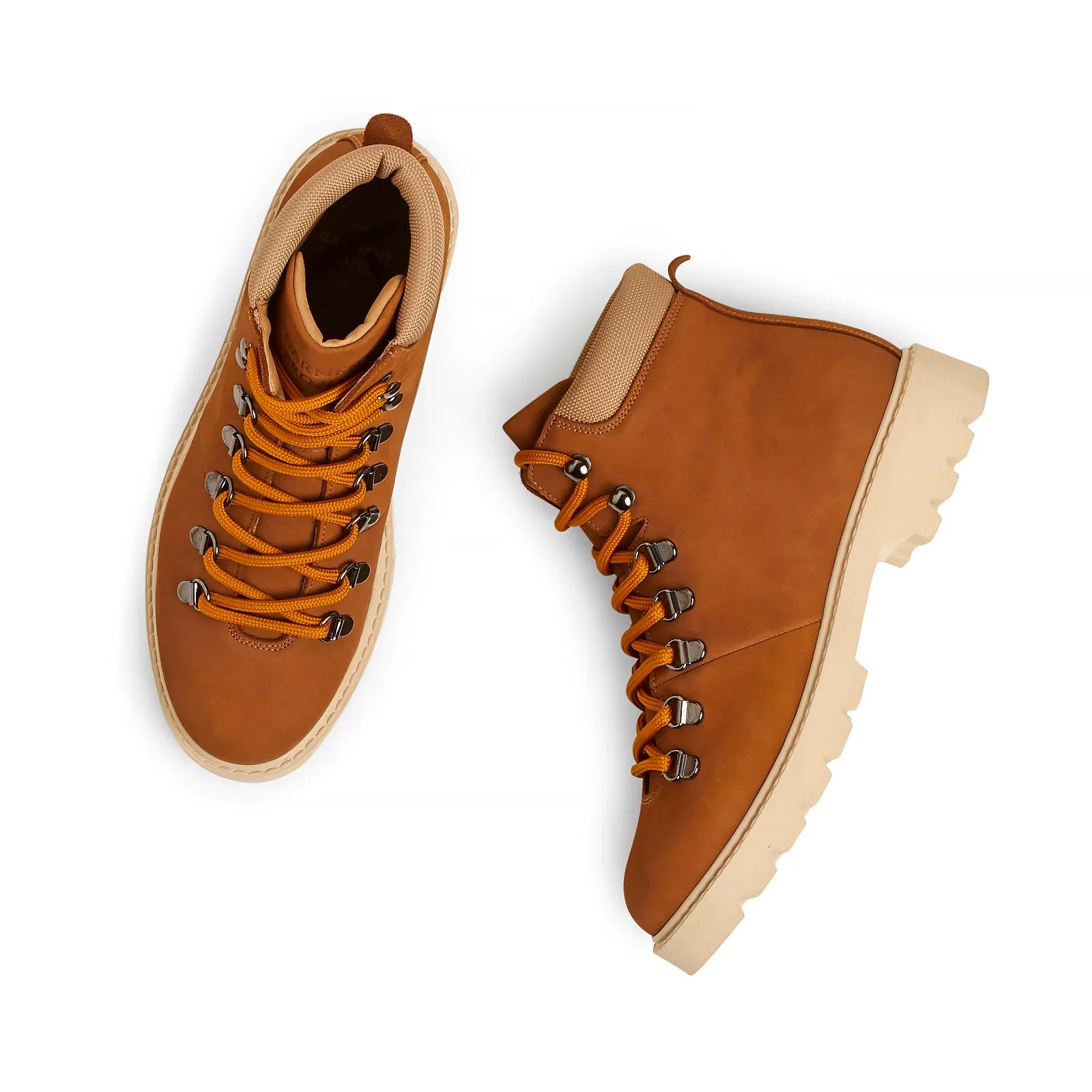 City Hiker - Caramel Nubuck