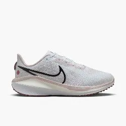 Nike Air Zoom Vomero 17 - Women's