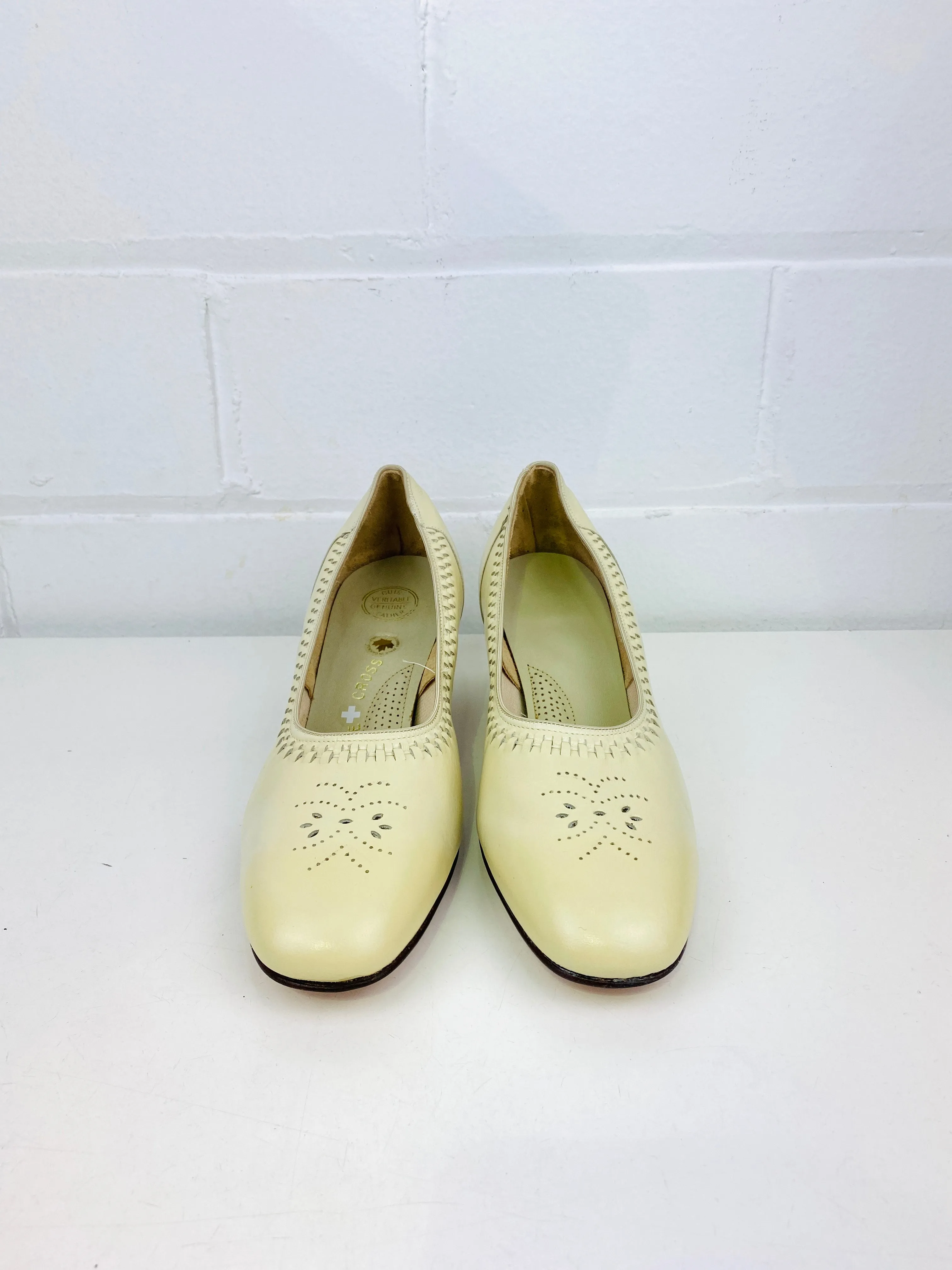 Vintage Deadstock Shoes, Women's 1980s Beige Leather Mid-Heel Pumps, NOS, 7681