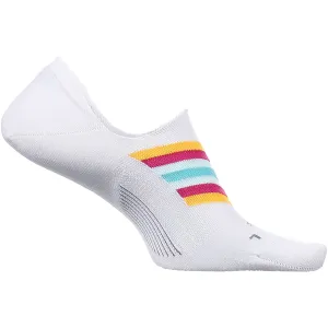 Women's Feetures Everyday No Show Hidden Socks Chevron White