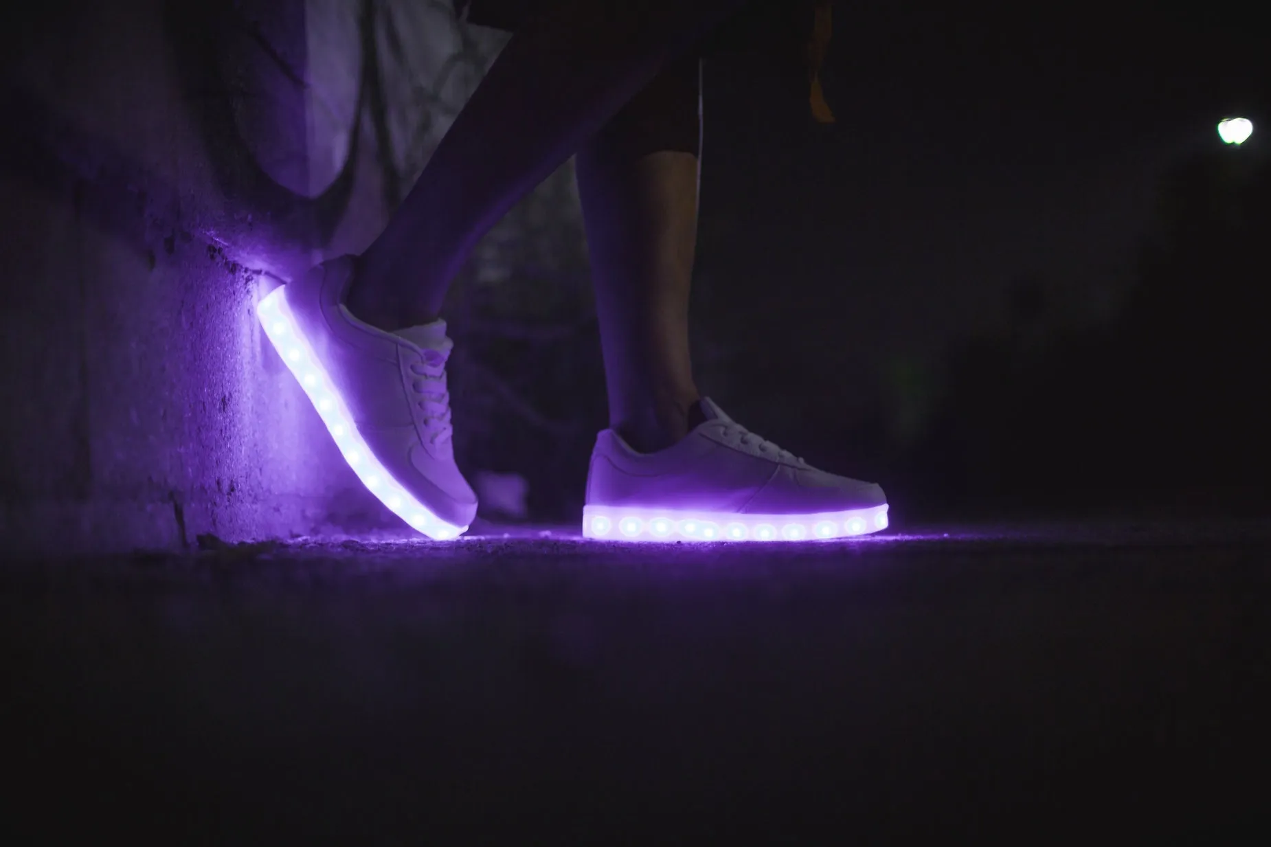 Women's LED Glowing Pumps